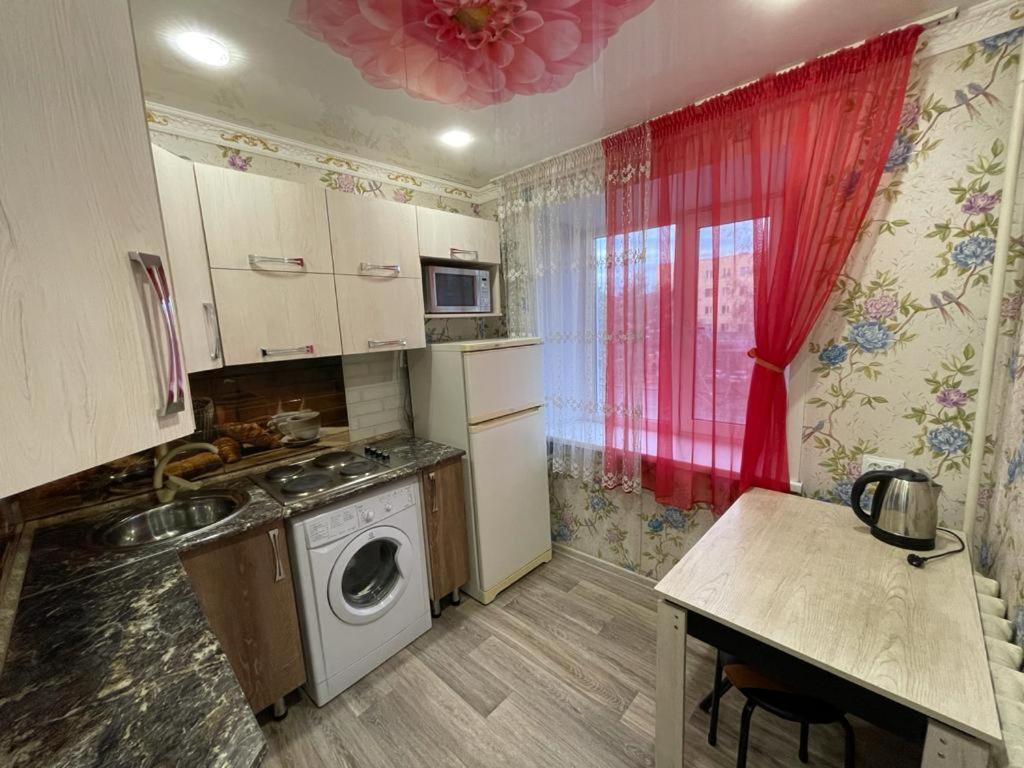 Лермонтова 91 Apartment พาฟโลดาร์ ภายนอก รูปภาพ